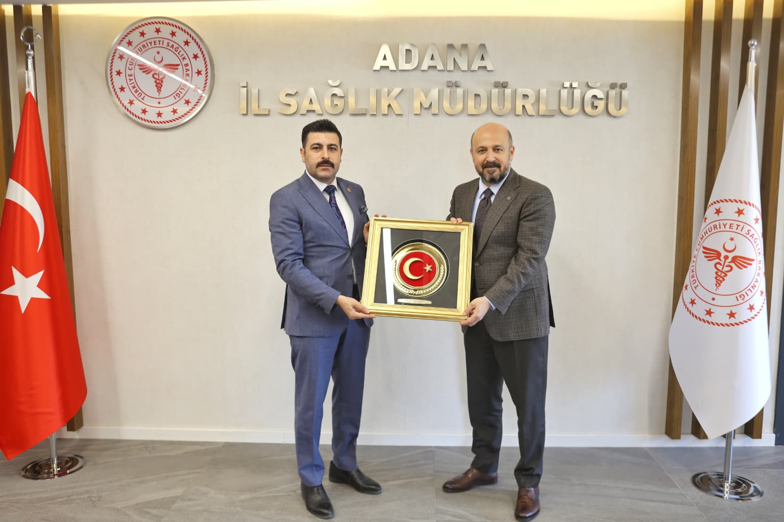 ADANA İL SAĞLIK MÜDÜRÜ SAYIN UZM. DR. HALİL NACAR’A ZİYARETTE BULUNDUK.