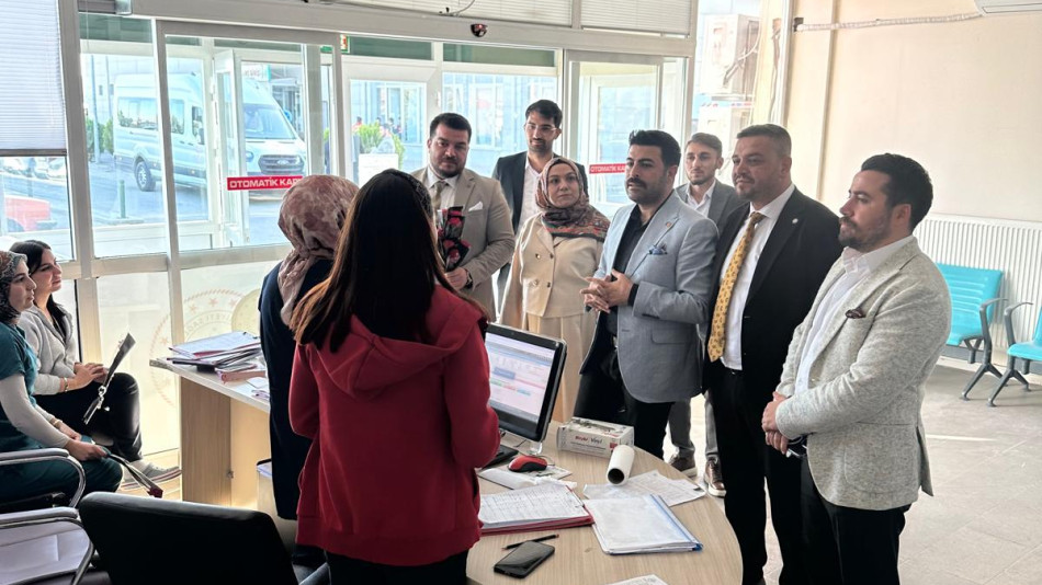 GENÇ SAĞLIK SENDİKASI'NDAN NİĞDE'DE ZİYARETLER / 5 KASIM 2025