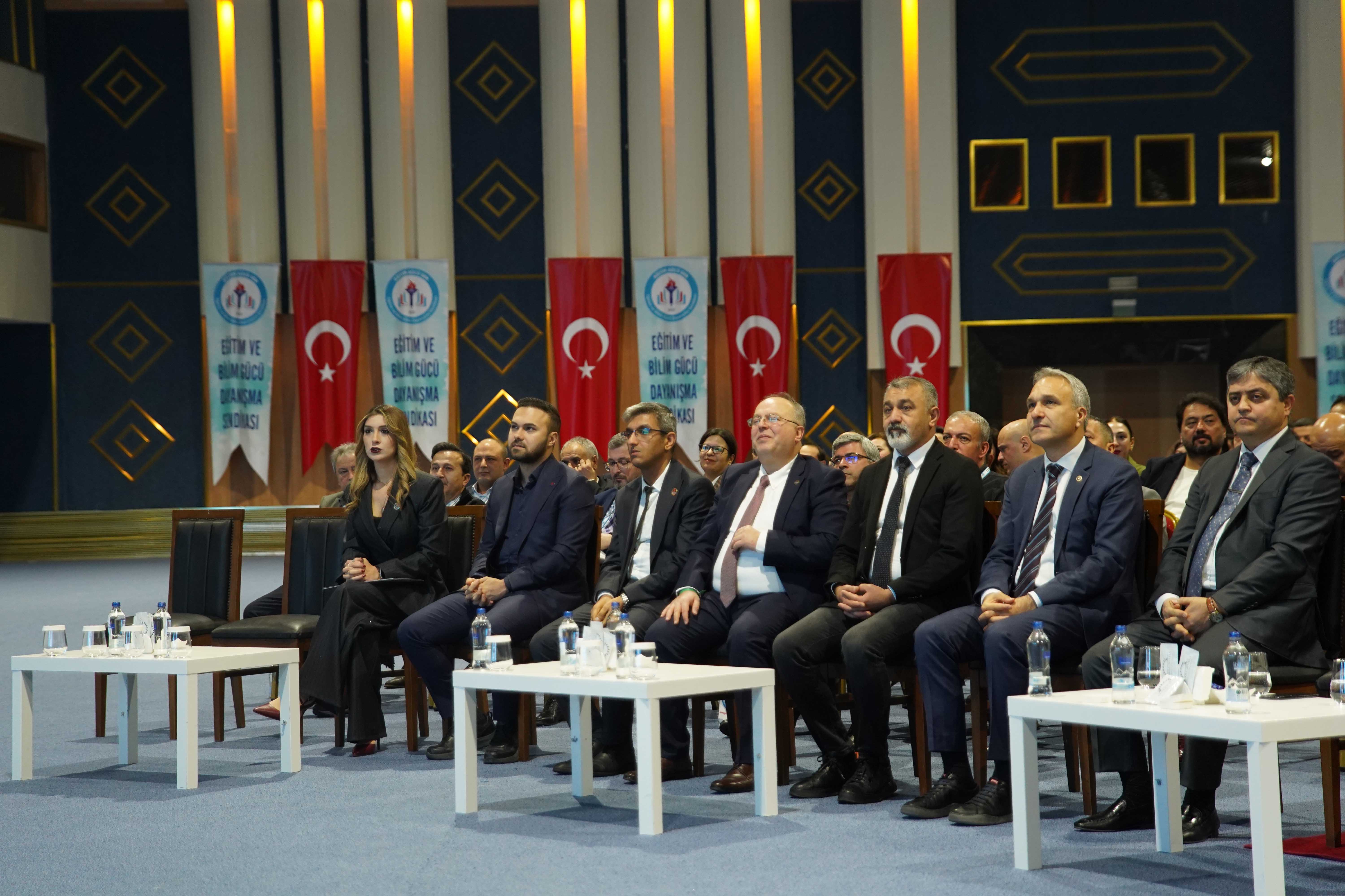 EĞİTİM GÜCÜ SENDİKASI’NIN 2. OLAĞAN GENEL KURULU’NA KATILIM SAĞLADIK.