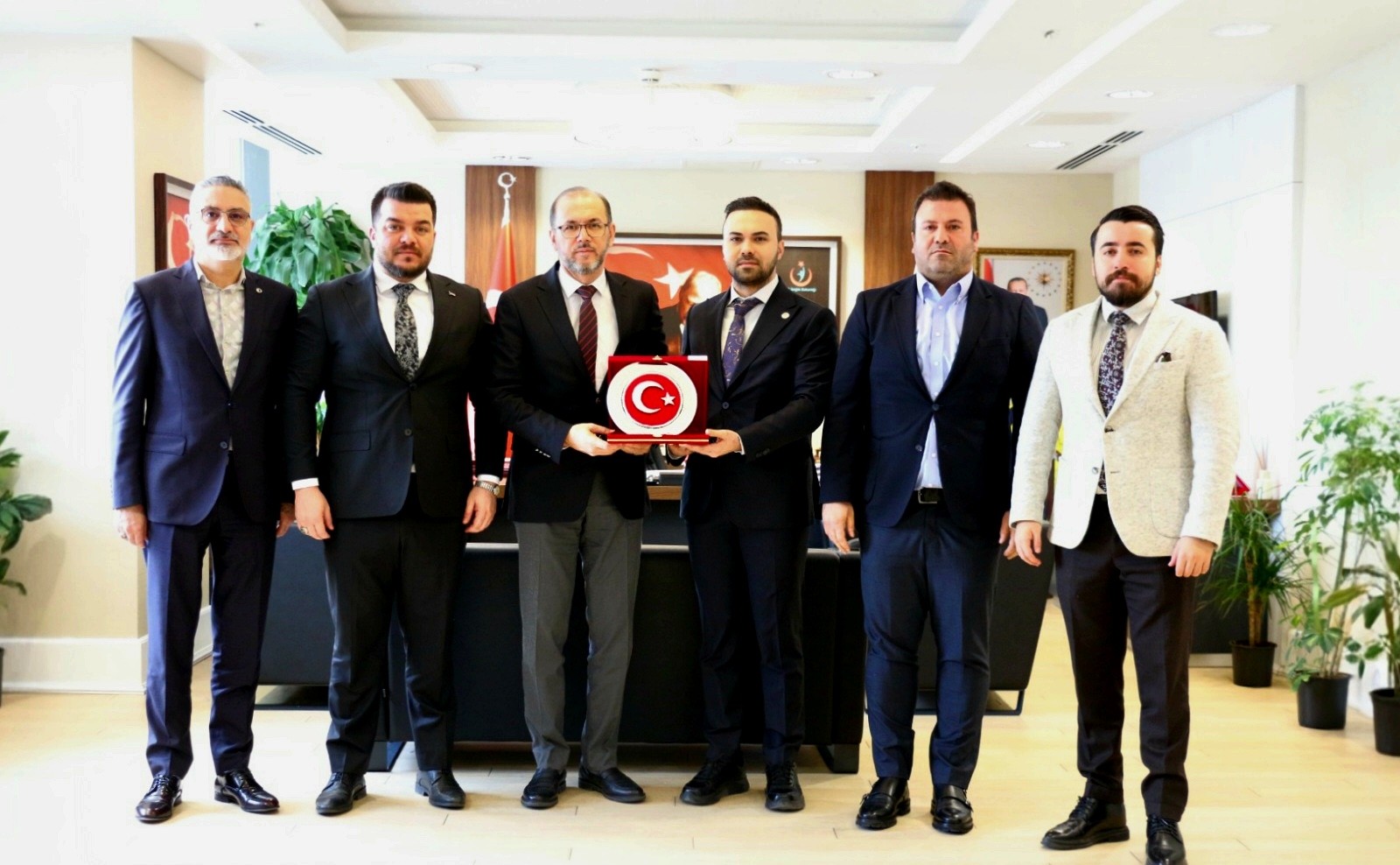 SAĞLIK BAKAN YARDIMCIMIZ PROF. DR. NURULLAH OKUMUŞ’A ZİYARETTE BULUNDUK